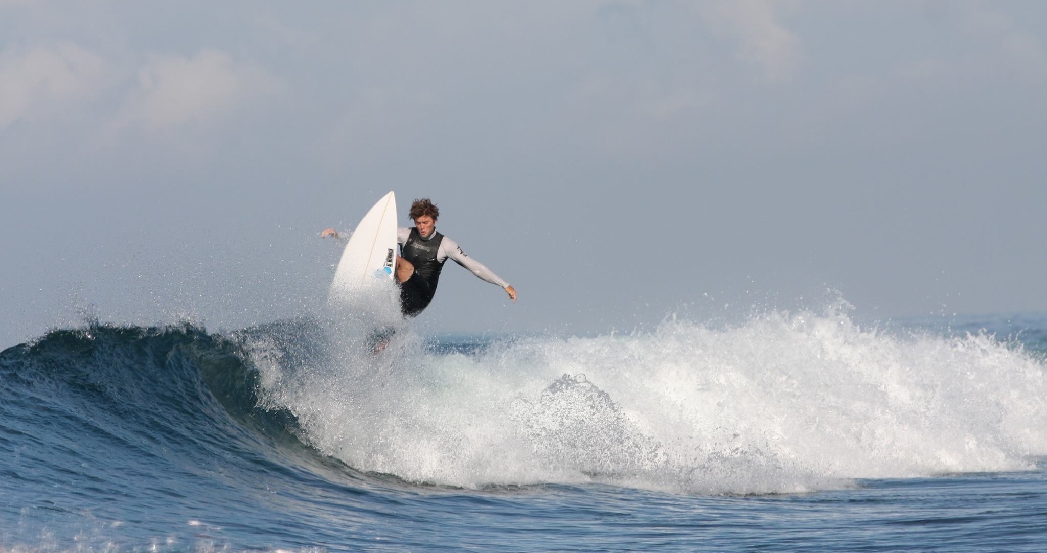 hans henken surfing